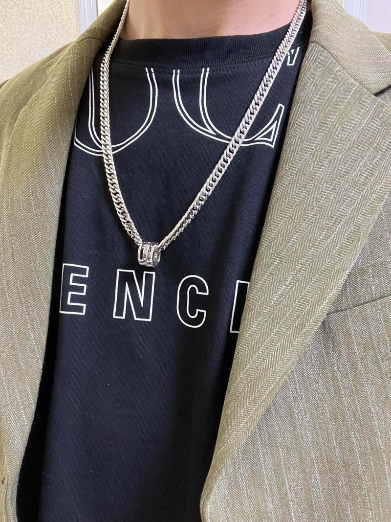 Gvc*1 necklaces
